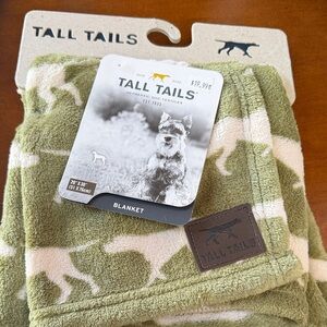 Tall Tails Plush Dog Blanket – Green & Cream Camouflage 20” x 30”